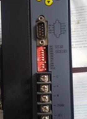 ST3D22100AE  220V 驱动器三相步进驱动器 电流10A二手9新