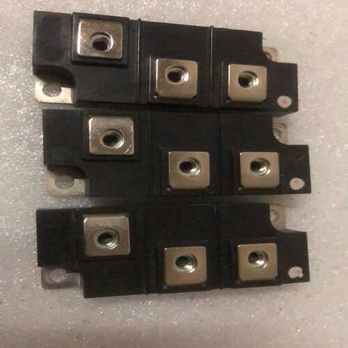 安川75kw模块。pd100kn16、cm300xd-2（零零电子）