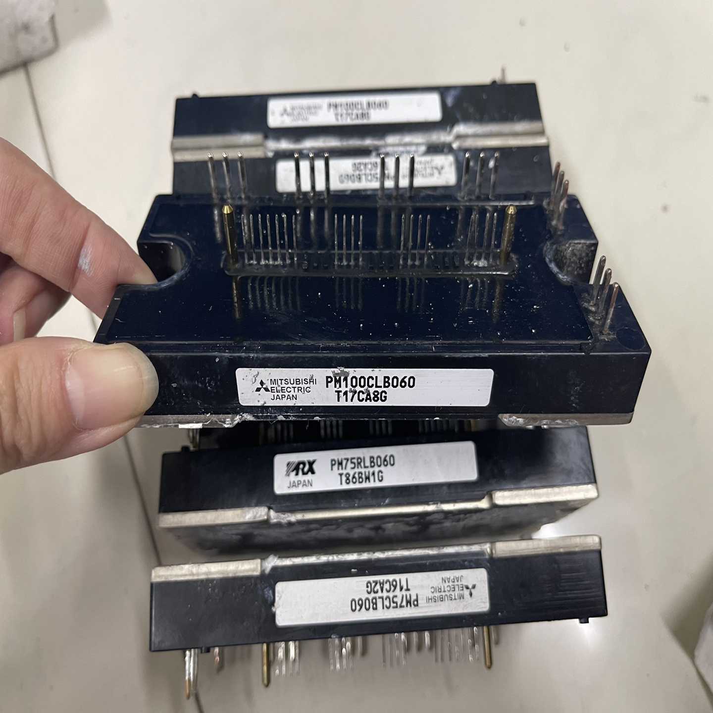 PM75RLB060PM100RL1B060PM75RL适用