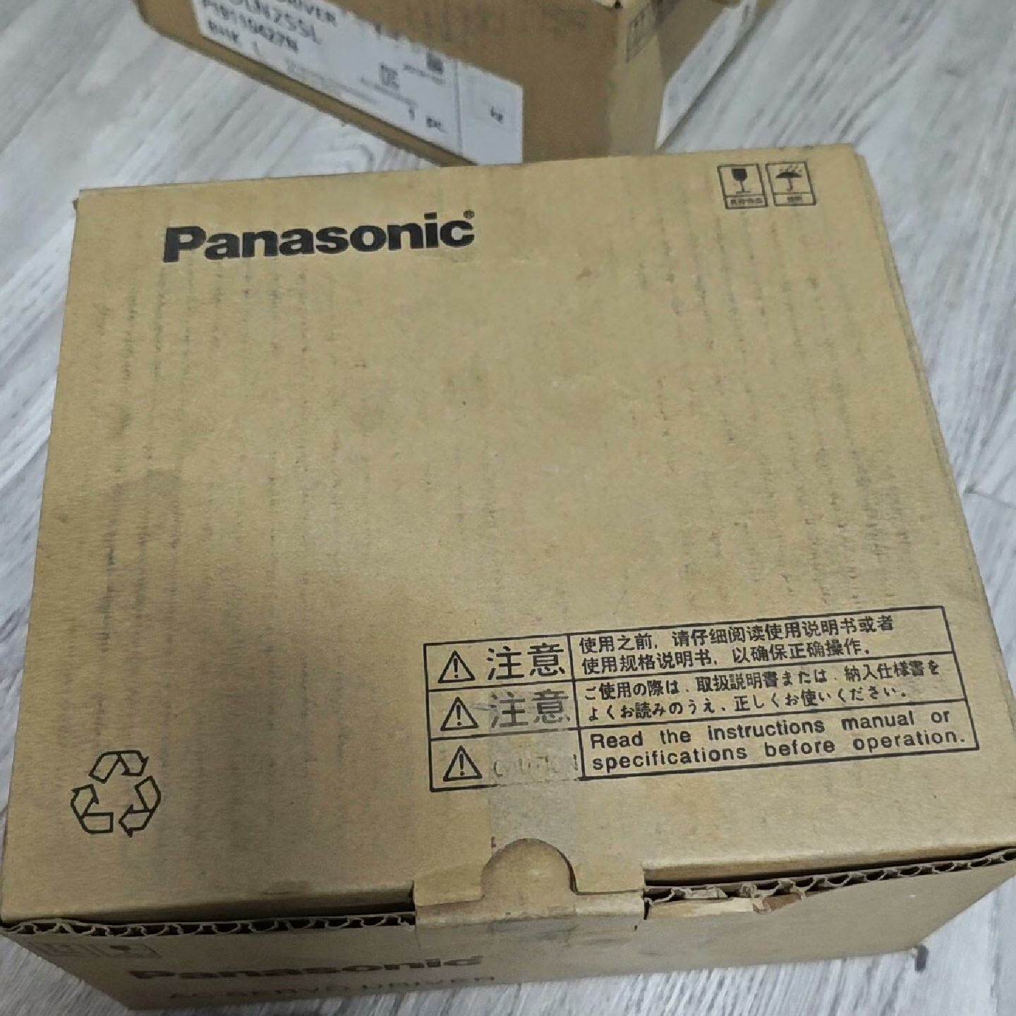 全新特价机松下伺服驱动器MBDLN25SL--议价商品