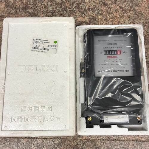 德力西三相四线电子式电能表DTS607型全新库存3x1.--议价商品