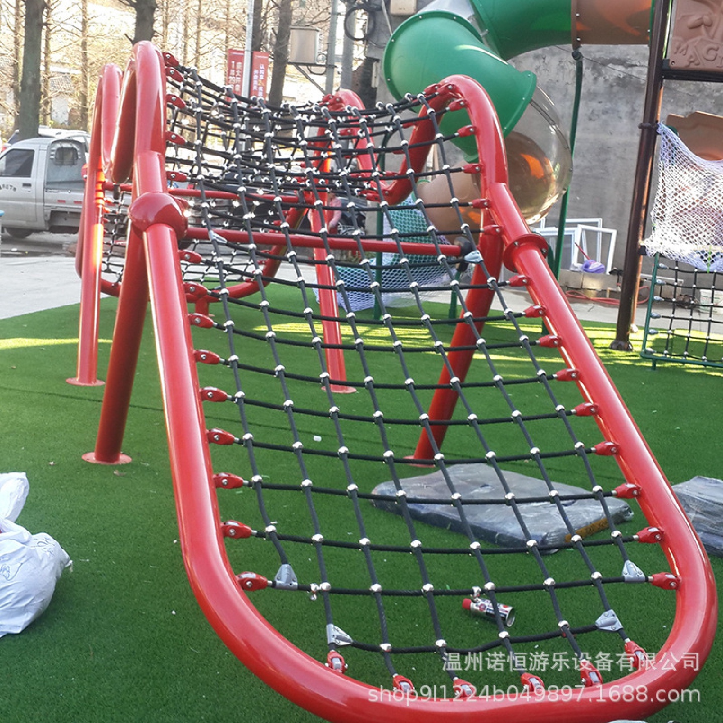 幼儿园儿童健身户外儿童趣味游乐设施备绳网滑梯绳索攀爬网批发