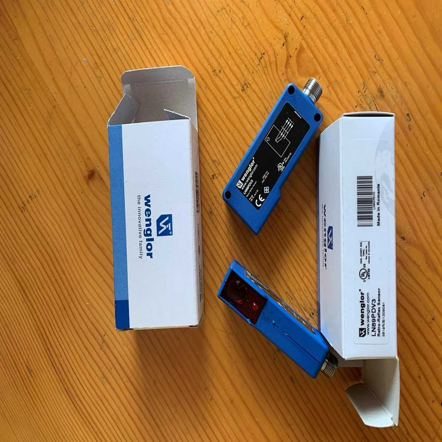 询价LN89PDV3镜反射传感器威格勒