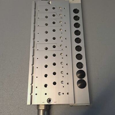 537621  Festo  VABMB6EG1210M1  Block Aus Anschluss Used