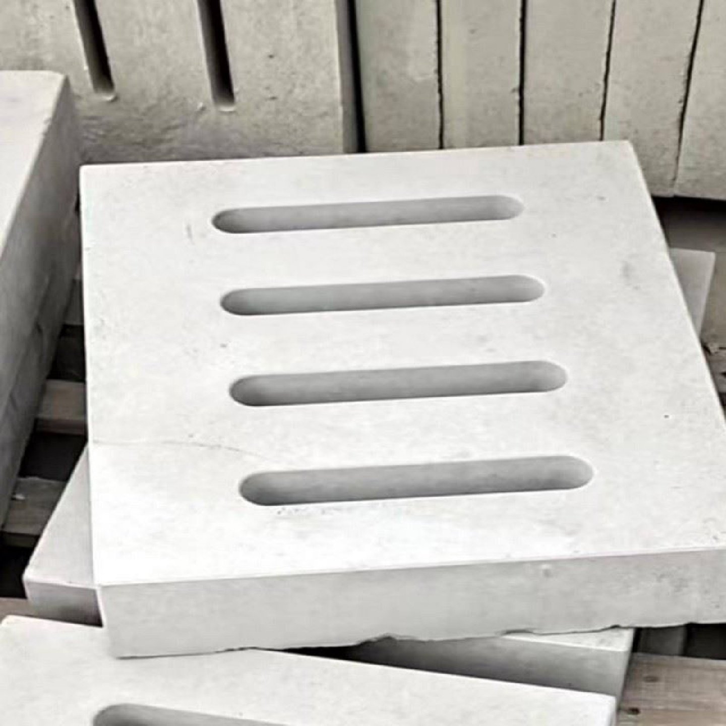 促销井盖锁防锈防盗枷锁圆方形通用铸铁树脂水泥窨井盖锁钥匙合金,基础建材,排水沟槽/盖板,淘宝优惠券,粉丝福利购,淘宝优惠卷