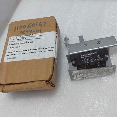 Kit De Contacto Auxiliar Cutler Hammer 10316H89 DS200EK1 Ser