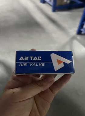 亚德客AirTAC全新正品电磁阀，型号3A210-08-NC--议价商品