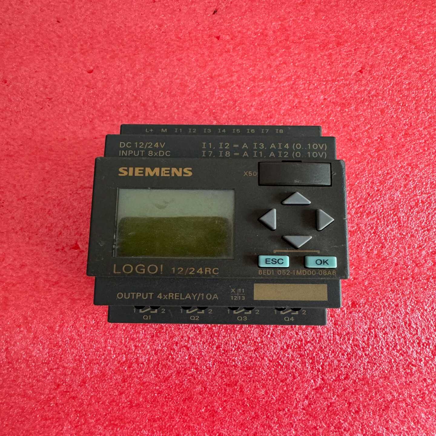 6ED1052-1MD00-0BA6控制器，成色如图询价