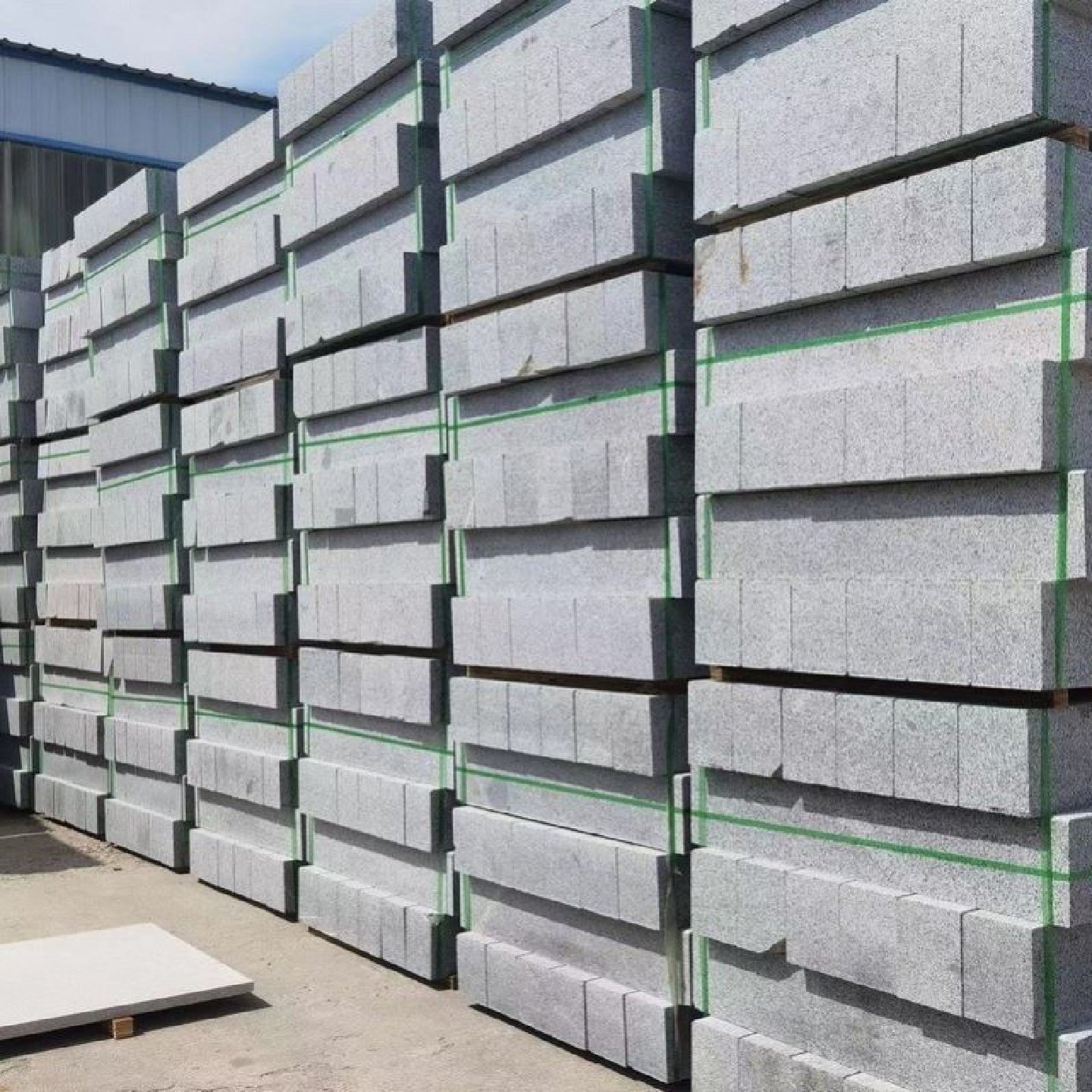 花岗岩芝麻白灰黑黄锈石火烧板广场大理石干挂地铺石材路沿平侧石,基础建材,天然大理石,淘宝优惠券,粉丝福利购,淘宝优惠卷