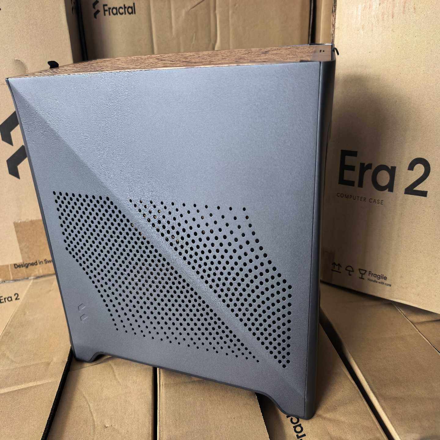 Fractal分形工艺itxEra2机箱，深灰色，小体积-询价客服