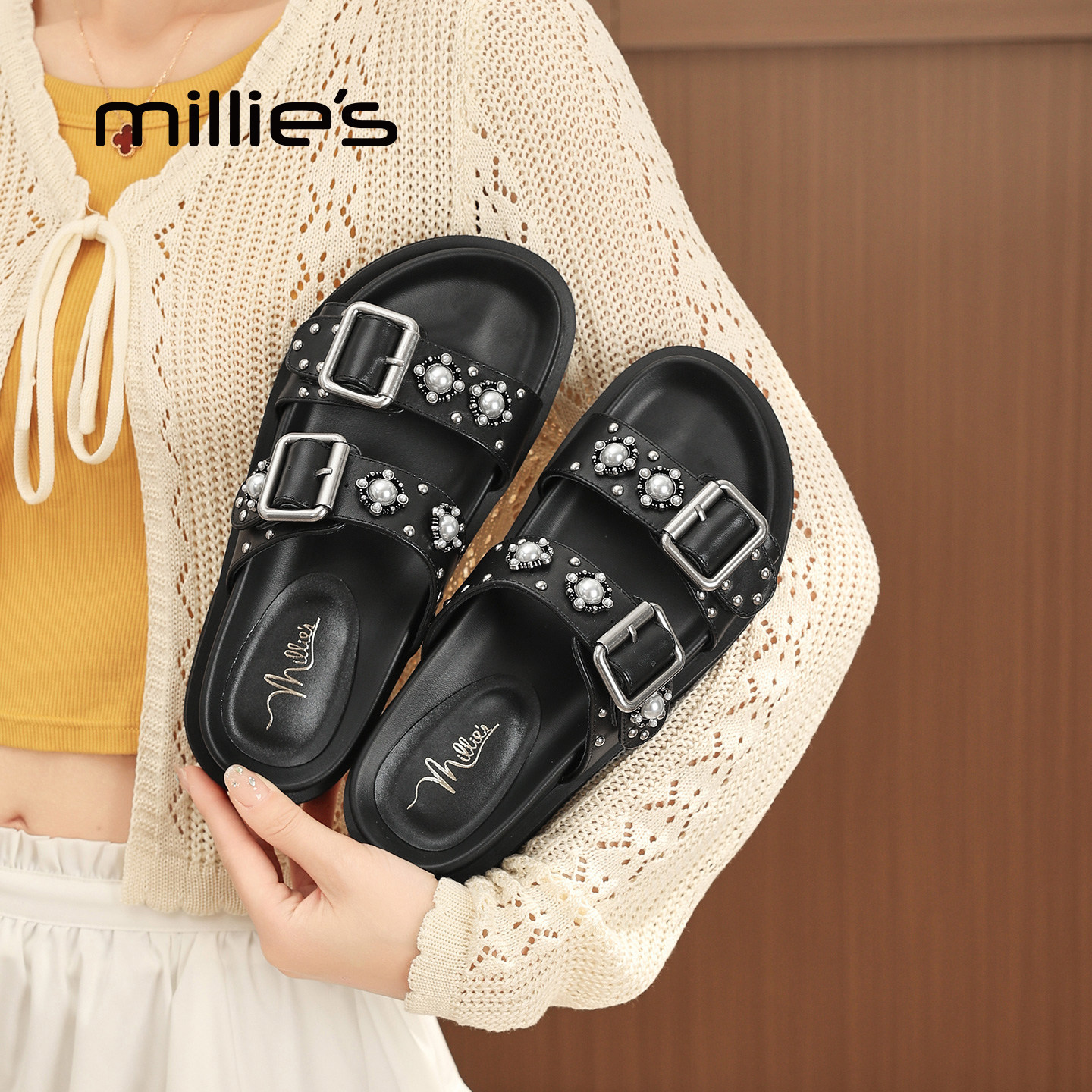 MILLIE'S/妙丽英伦风双扣带一字拖女铆钉装饰平底凉拖鞋夏季新款