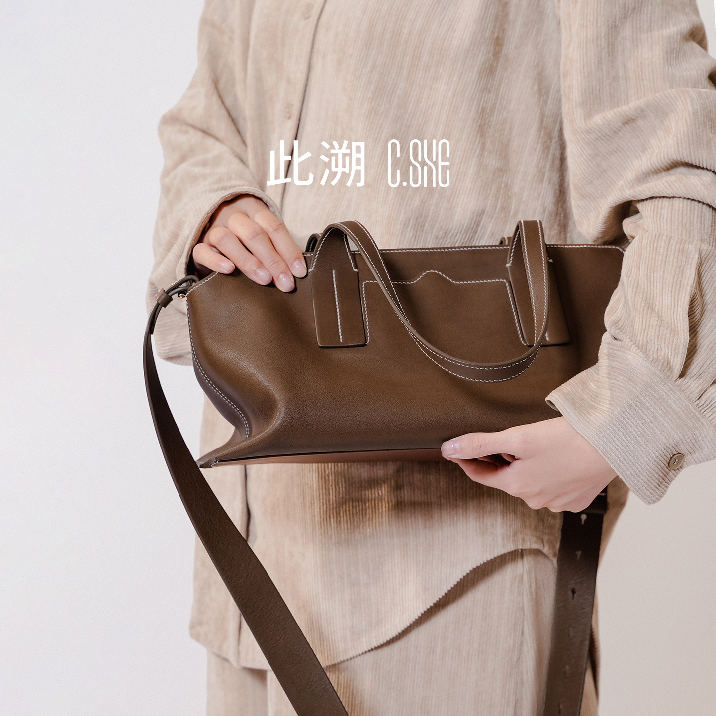 此溯头层植鞣牛皮手缝波士顿包新中式原创设计手提单肩斜挎小包软,箱包皮具/热销女包/男包,通用款女包,淘宝优惠券,粉丝福利购,淘宝优惠卷