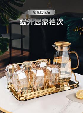 采购产品乔迁礼物，可访问的豪华客厅装饰，高端搬家礼物，酒柜，