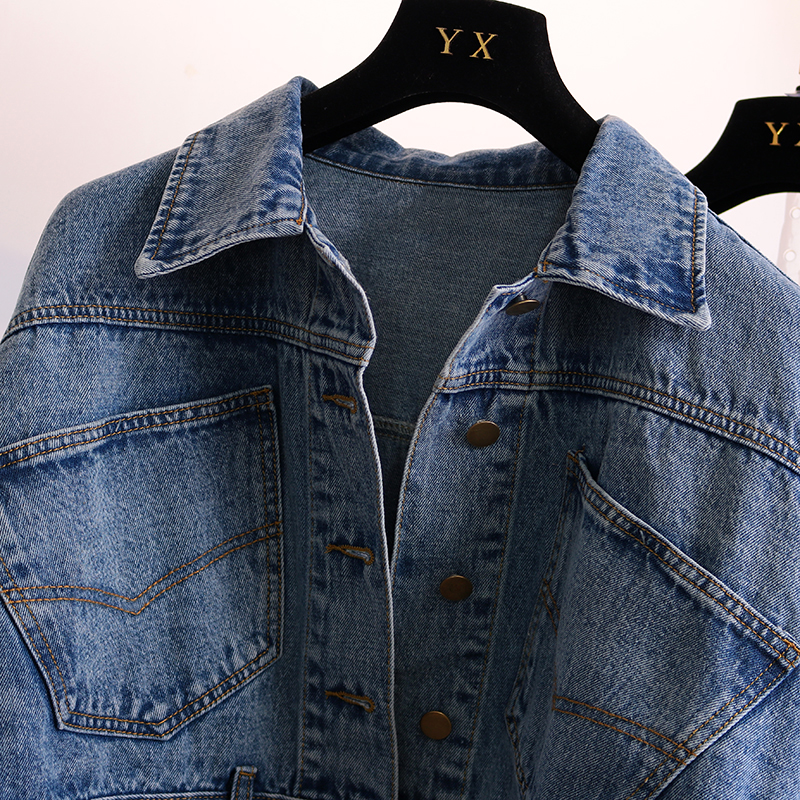 2023年早春短款时尚开叉牛仔外套宽肩带法式吊带裙两件套时髦套装