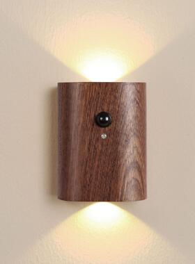 木质联动人体感应灯USB充电免布线磁吸灯通道走廊卧室卫生间夜灯