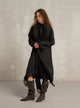 SoloForTwo 静奢SoftPower轻量感风衣 25秋季翻领廓形外套