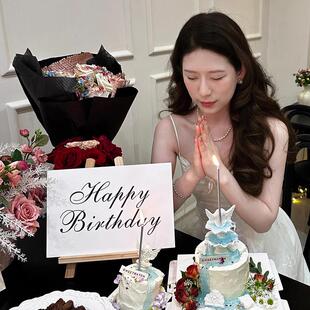 高档西餐厅生日求婚桌面立牌场景布置装饰求婚道具kt板拍照道具