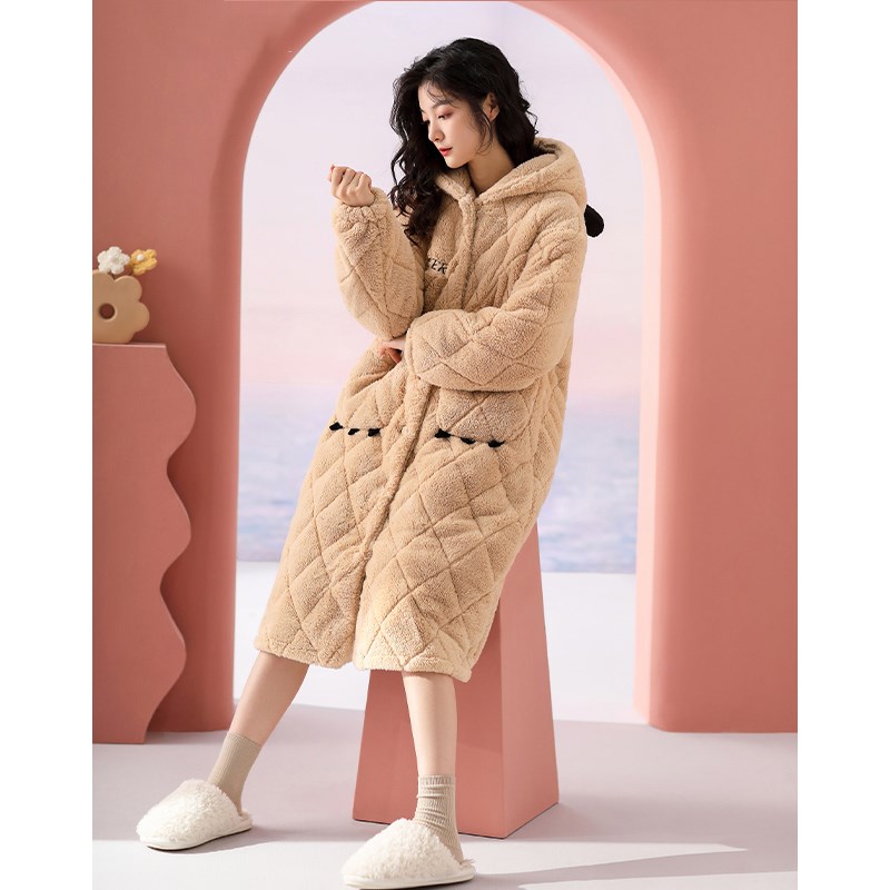 2022新款睡袍女冬季三层加厚加绒夹棉可爱睡衣长款珊瑚绒加棉浴袍