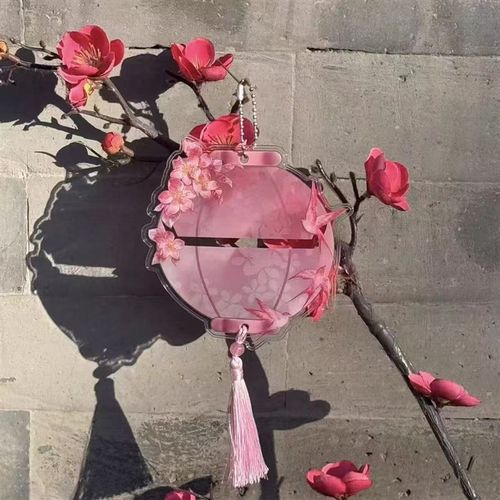 新款春间花燕吧唧砖亚克力挂件装饰品谷美谷美徽章创意高颜值风铃