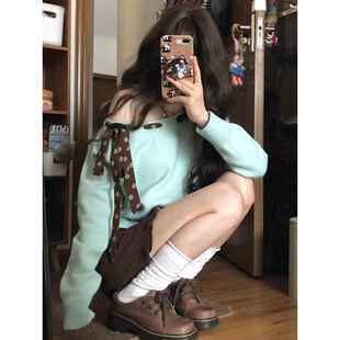 针织衫 设计感露肩长袖 上衣 秋季 奶绿一字肩波点绑带毛衣女2025新款