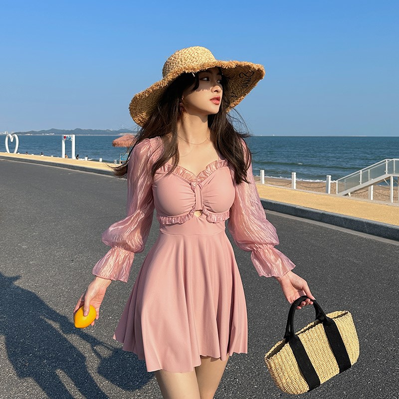2024新款泳衣女大码裙式连体胖妹妹遮肚显瘦长袖少女胖mm温泉泳装