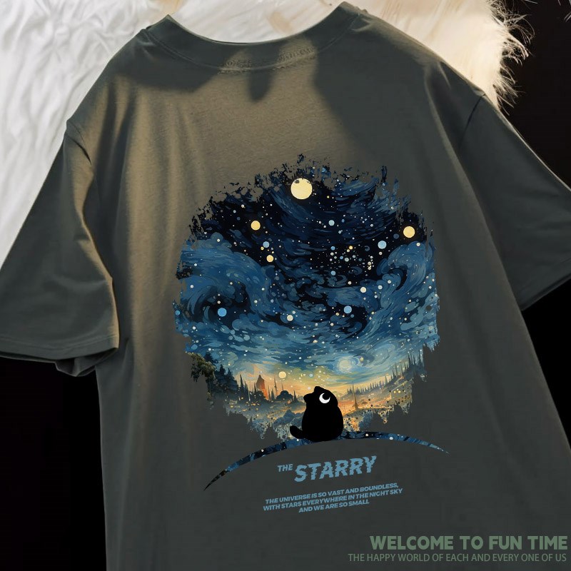 喵汪日记仰望星空以为猫咪是在仰望夜晚星空,其实是等我回家