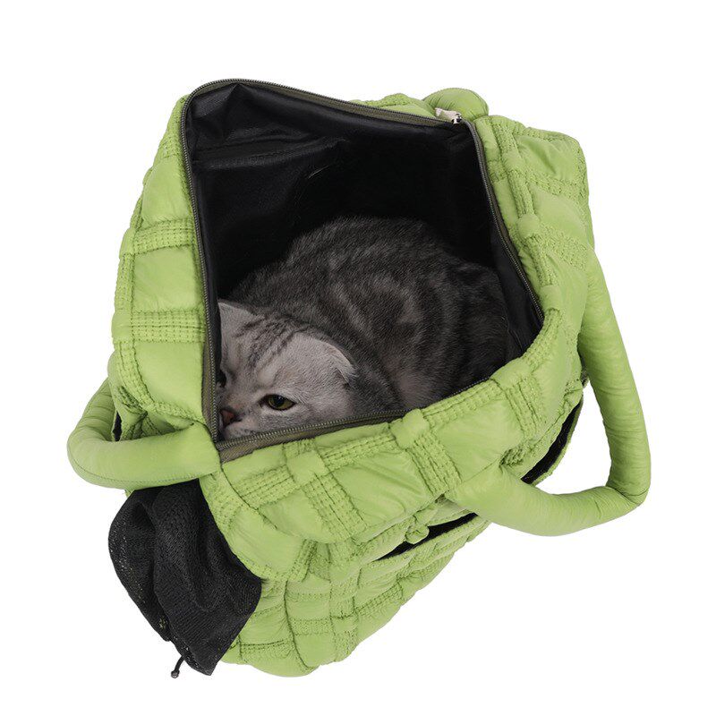 潮流宠物包斜跨泡芙面料可探头透气柔软猫包小型犬狗狗出行手提包