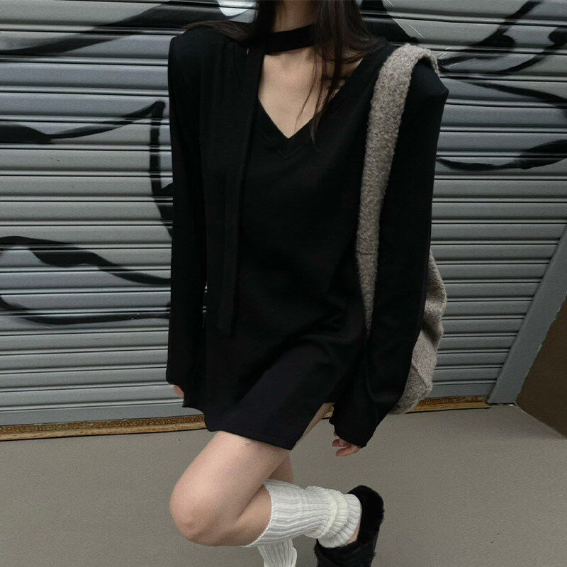 正肩v领t恤女长袖中长款打底衫女遮屁股加绒加厚秋冬内搭可外穿