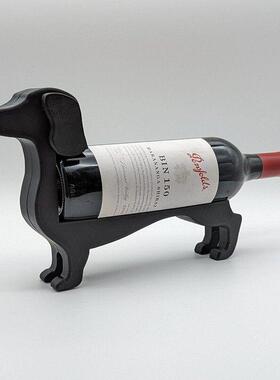 一个创意 Dachshund Wine Bottle Holder 可爱腊肠狗红酒架摆件