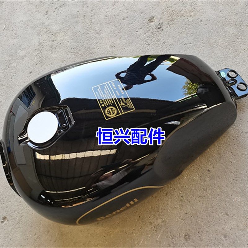 适用贝纳利摩托车配件帝国400油箱 BJ400-8燃油箱 油桶 油壶,摩托车/装备/配件,油箱/油箱盖,淘宝优惠券,粉丝福利购,淘宝优惠卷