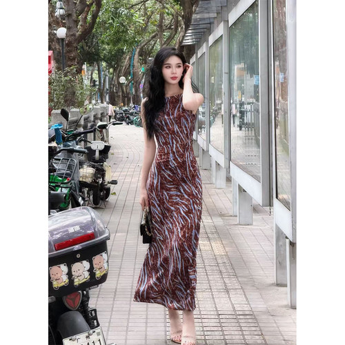 【yola】法式复古印花无袖连衣裙女夏高级感鱼尾气质长裙YS10008