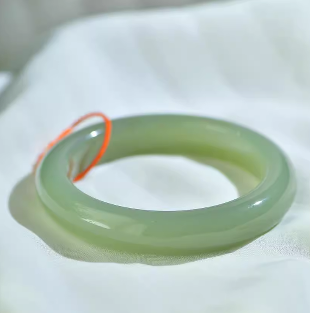 新疆天然真正品高端青白玉和田玉晴水葡萄肉色手镯女款玉镯旗舰店