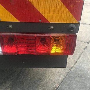 中联吊车12吨20吨25吨55吨80吨后尾灯原厂 中联吊车后尾灯倒车灯