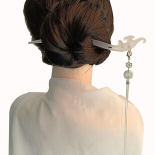 现代新款2025款发簪复古汉服高级感耳饰蝴蝶步摇书法丸子头