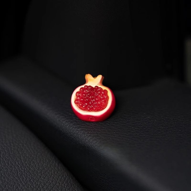 送朋友好寓意车载小摆件红石榴