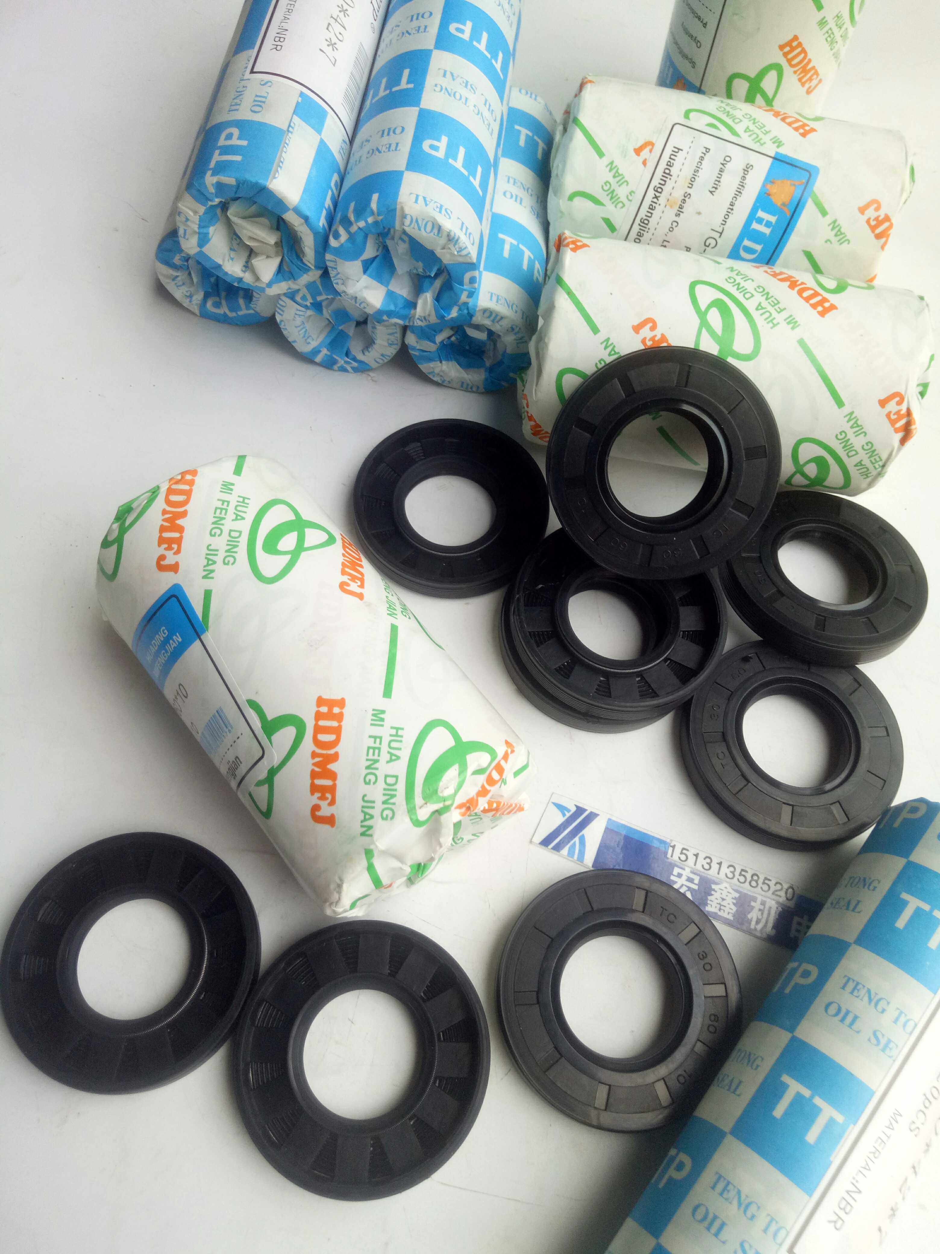 骨架油封 50x70x12 50x70x10 50x70x8 耐油胶,丁青胶,厂家直销
