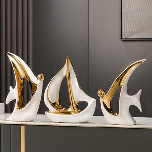 引进财富和宝鱼入口装饰品无障碍豪华高端客厅酒柜办公室桌面电视