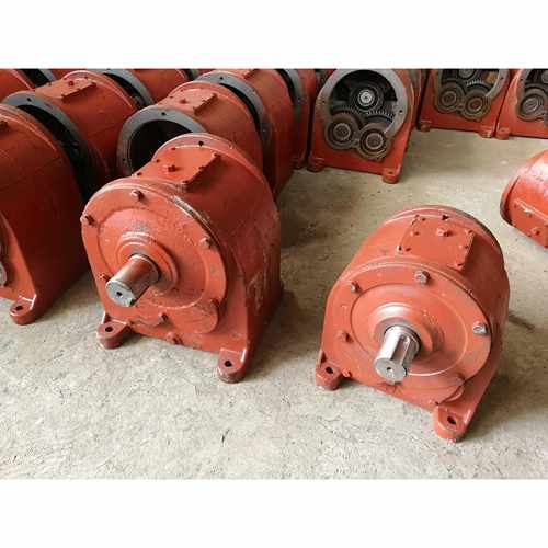 混凝土搅拌机Jzm350/400/450搅拌箱南通机械减速机建筑机械配件