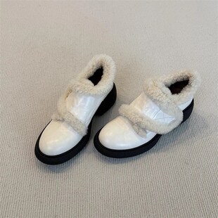 英伦风乐福鞋一脚蹬厚底棉鞋2025冬季加绒圆头魔术贴设计女小皮鞋