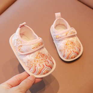 国风周岁女宝宝鞋子秋季婴儿鞋1到2岁小宝宝公主鞋室内鞋布鞋古风