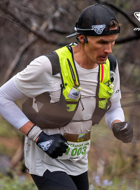 Dynafit戴纳飞特男女款轻量越野跑户外跑步背心水袋包DNA 8 VEST