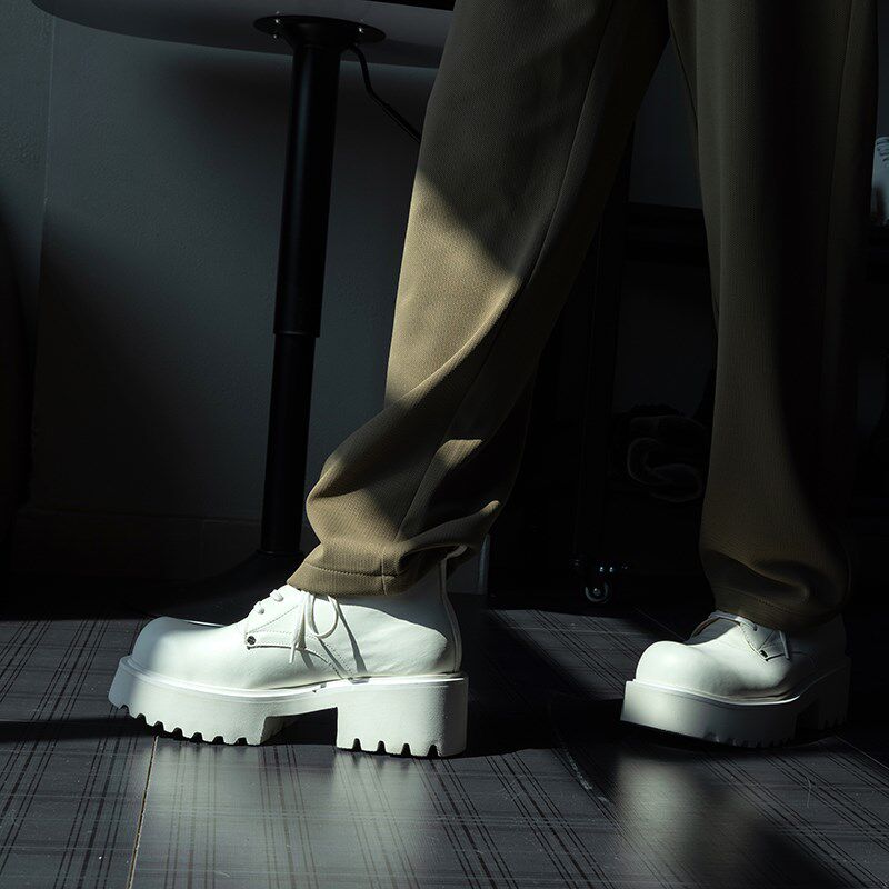 白色马丁靴男款德比鞋大头皮鞋高帮秋冬6cm增高英伦中帮短靴子男
