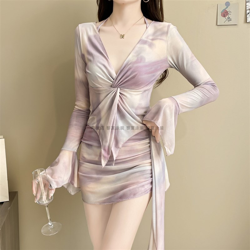 绝美泳衣女2025新款分体裙式长袖四件套高级感保守遮肚显瘦带钢托