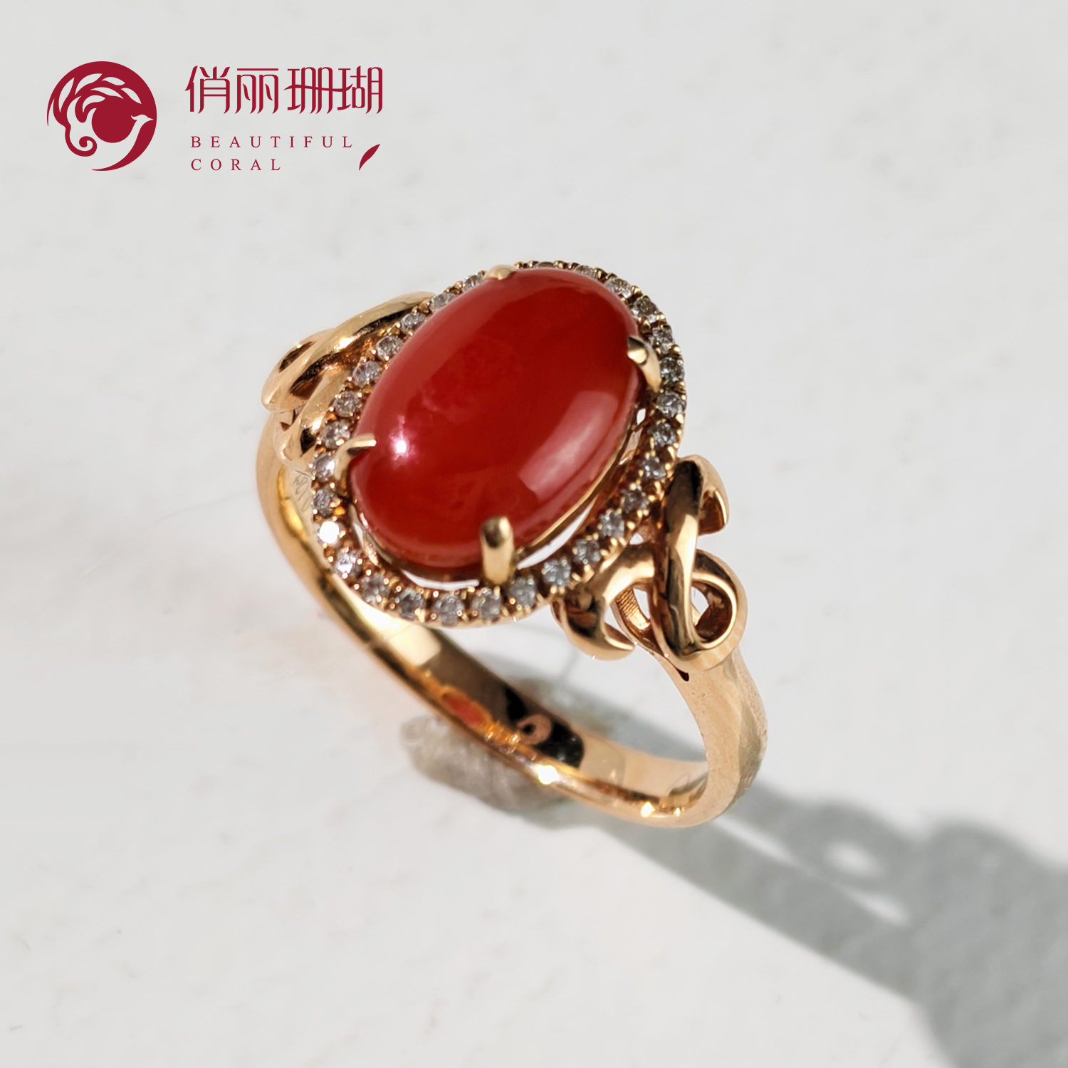 俏丽纯天然阿卡红珊瑚18K金戒指