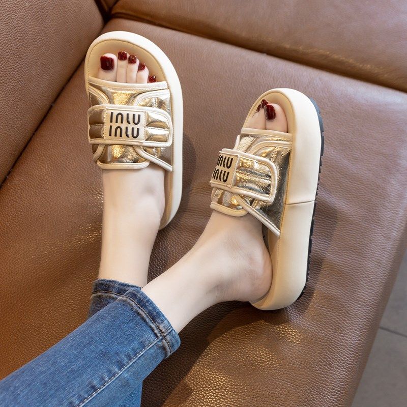 凉拖鞋女夏季外穿2025新款高级感厚底海边沙滩凉鞋时尚孕妇一字拖