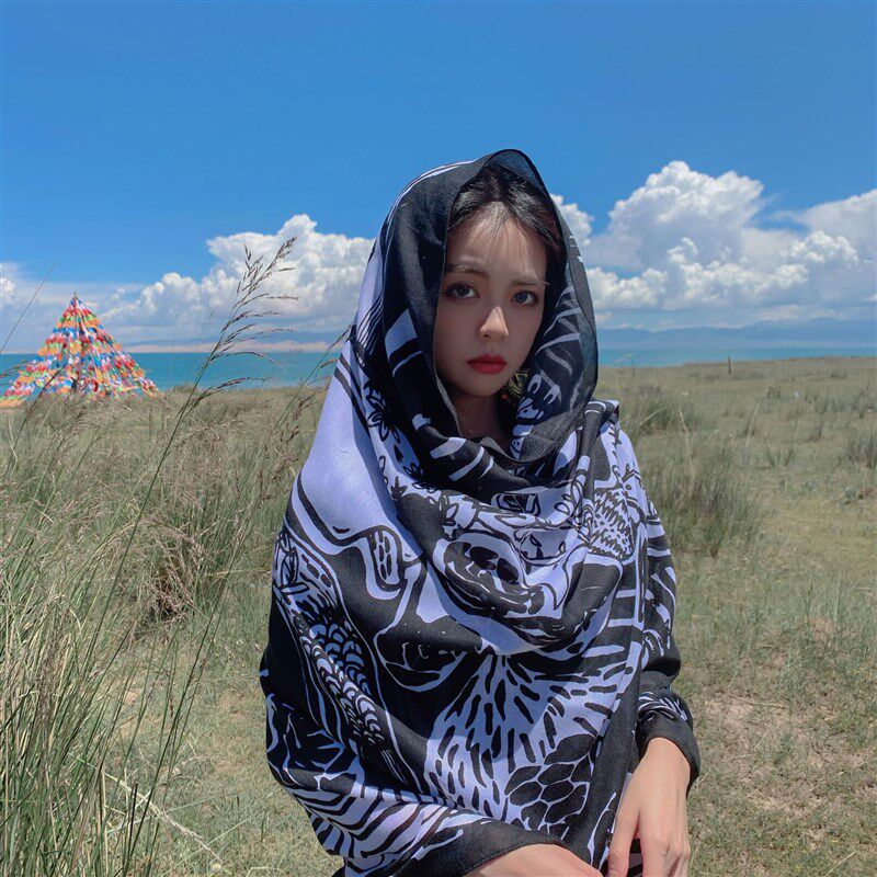 超大丝巾夏季时尚薄款旅游海边披肩围巾两用纱巾女外搭百变沙滩巾