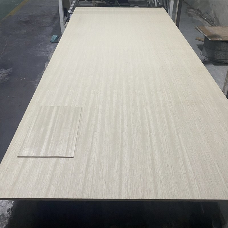 科定饰面板银丝直纹实木贴皮装饰背景护墙板定制高光免漆木饰面板
