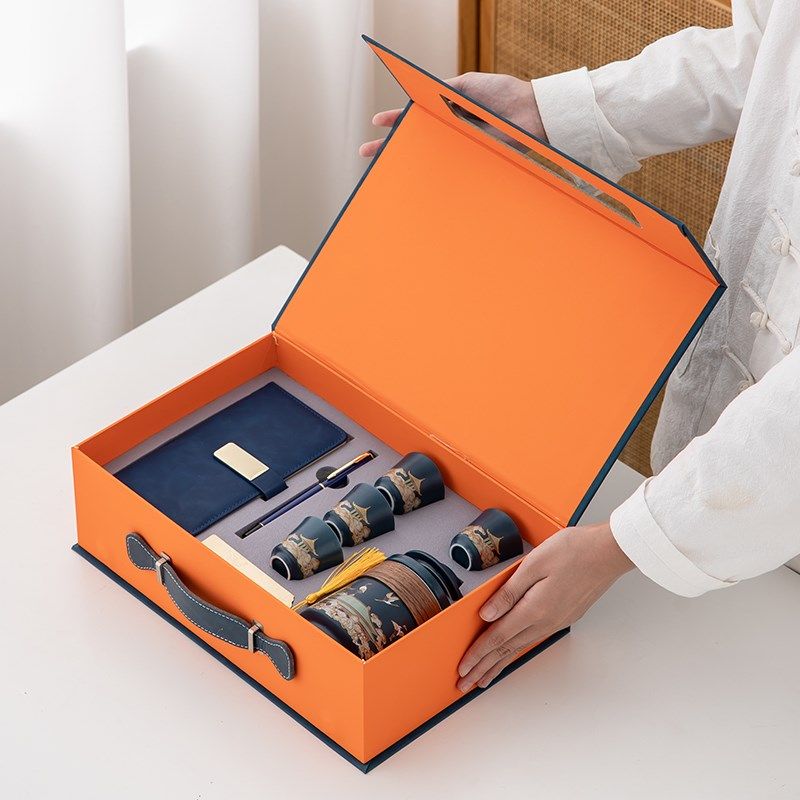 礼品实用高档送客户公司年会活动节日商务会议伴手小礼品定制logo