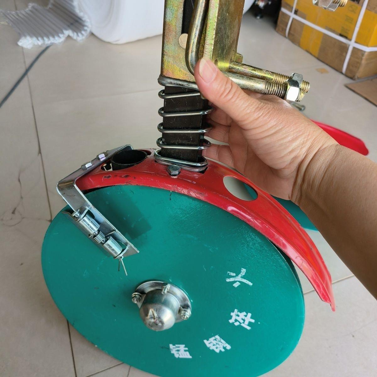 小麦播种机圆盘开沟器施肥器播种机开沟器直径34圆盘播种机开沟器