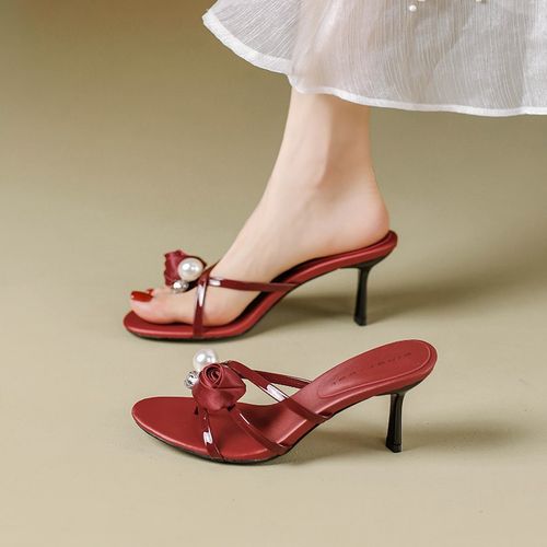 酒红色玫瑰珍珠夹趾拖鞋女细跟法式小众设计外穿细带组合高跟凉鞋